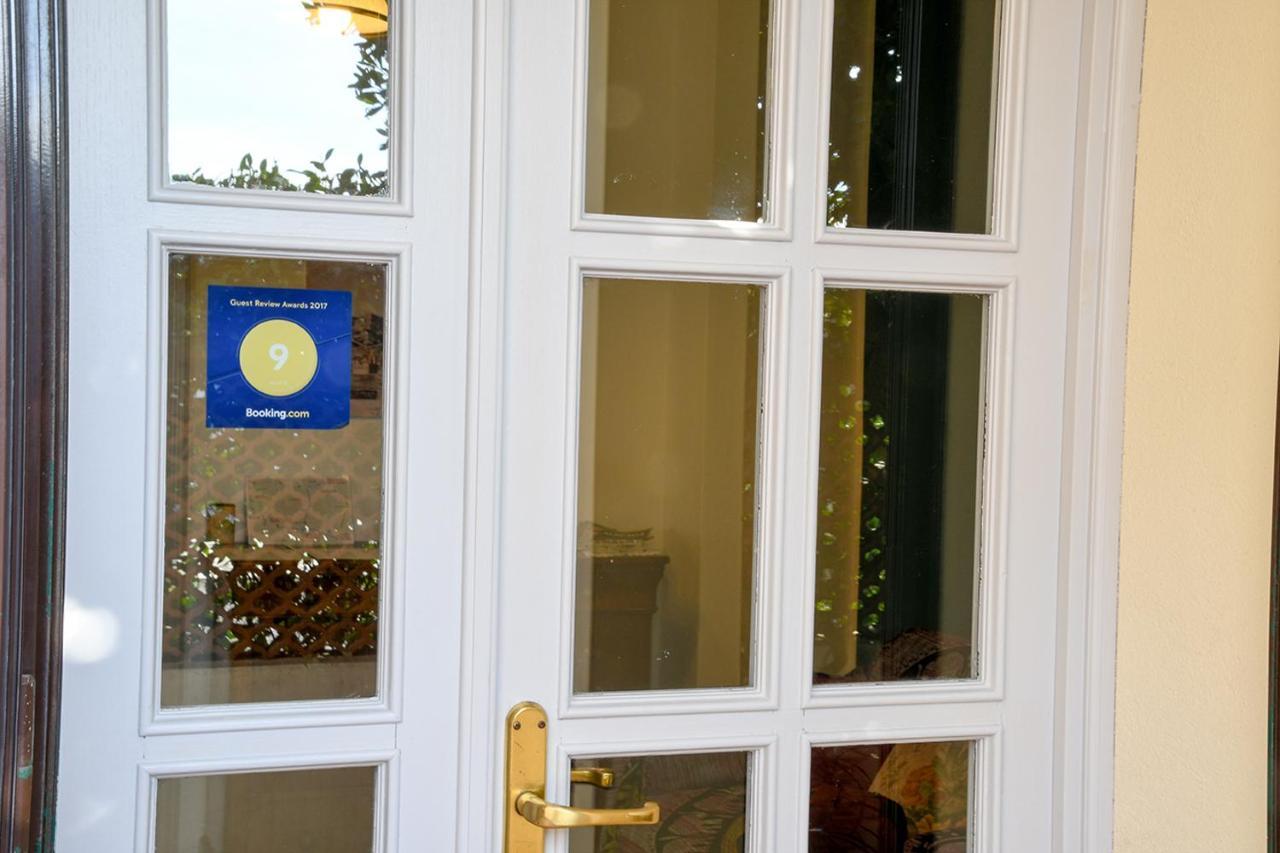 Casa Zafferano Guest House Albenga Ngoại thất bức ảnh